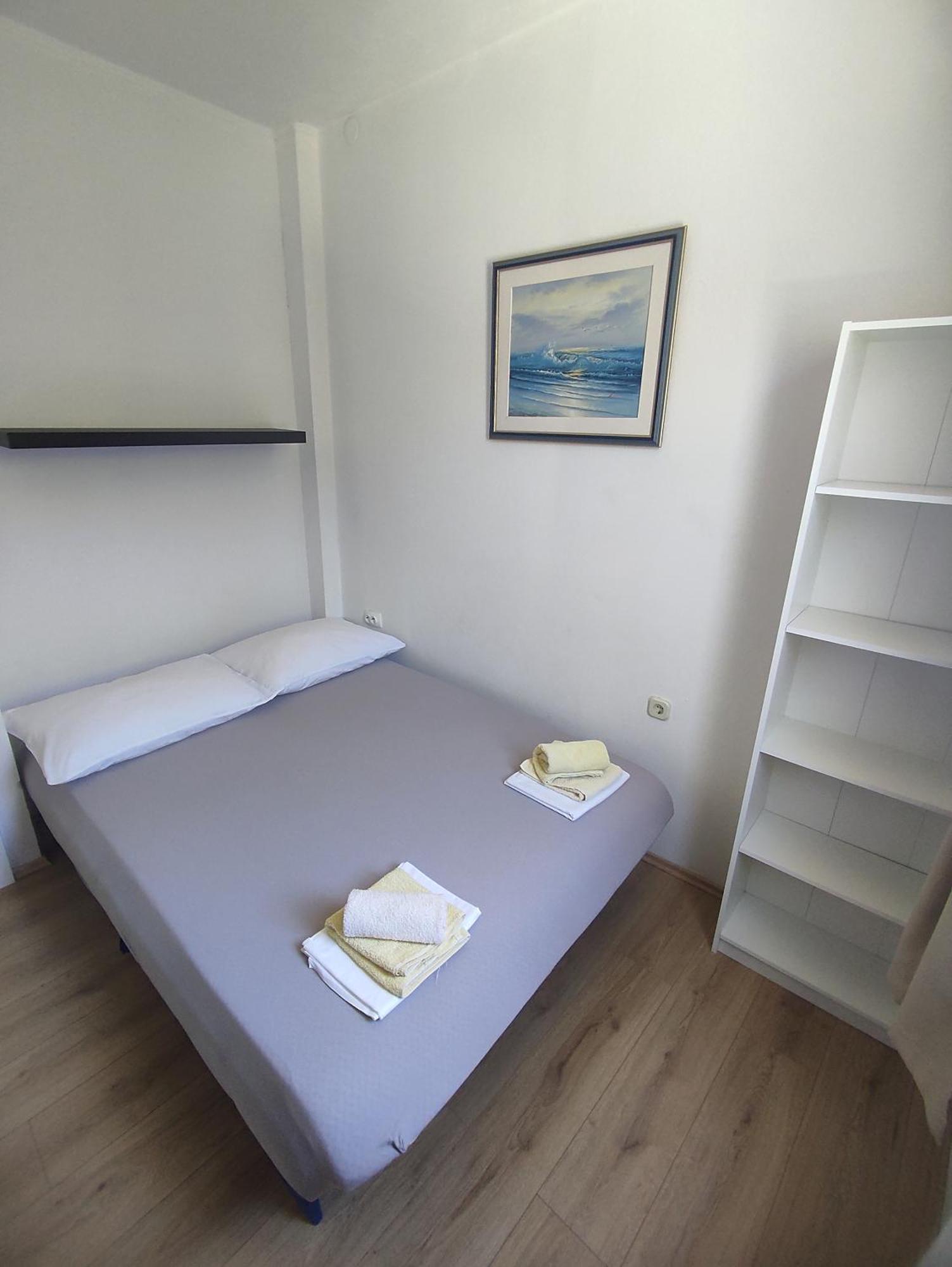 Modern Apartment With 3 Bedrooms Makarska Esterno foto